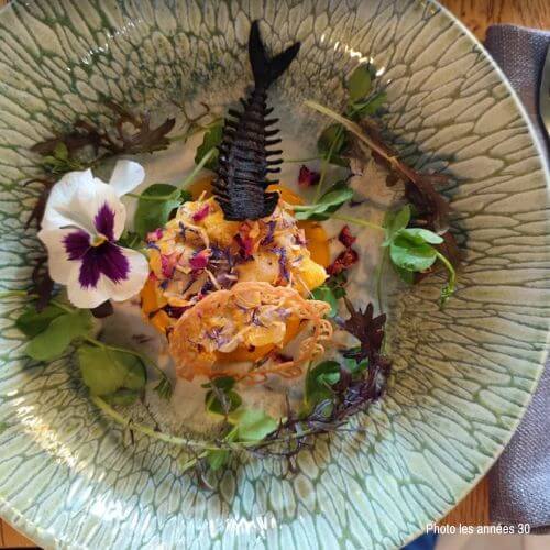 Plat restaurant les années 30 à Chinon